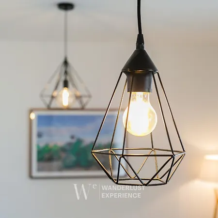 Wanderlust Experience Lenta